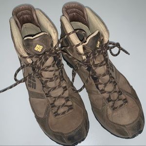 Columbia Taupe Hiking Boots